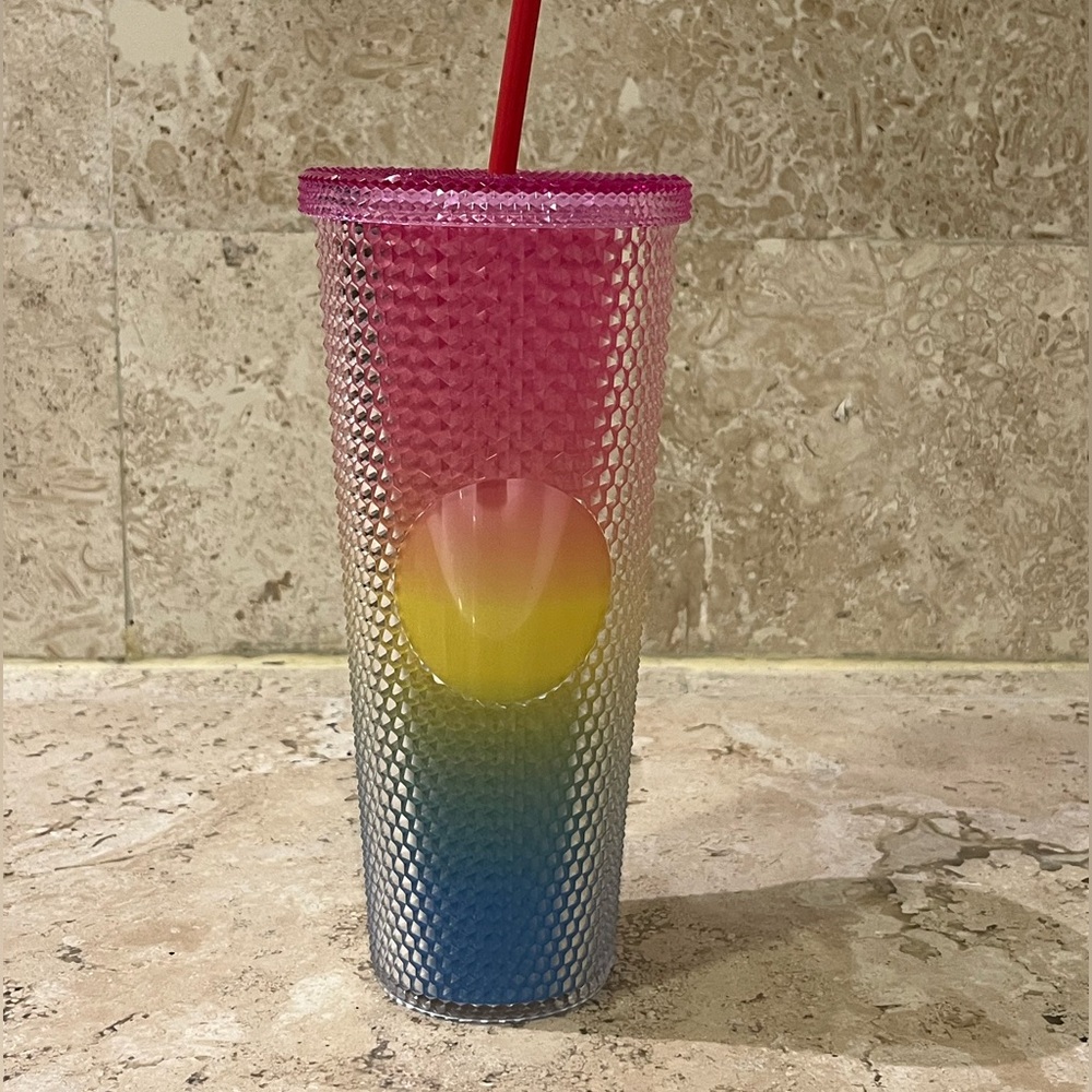 NWT 🌈 Rainbow Studded Tumbler Cold Drink Colorful 24oz